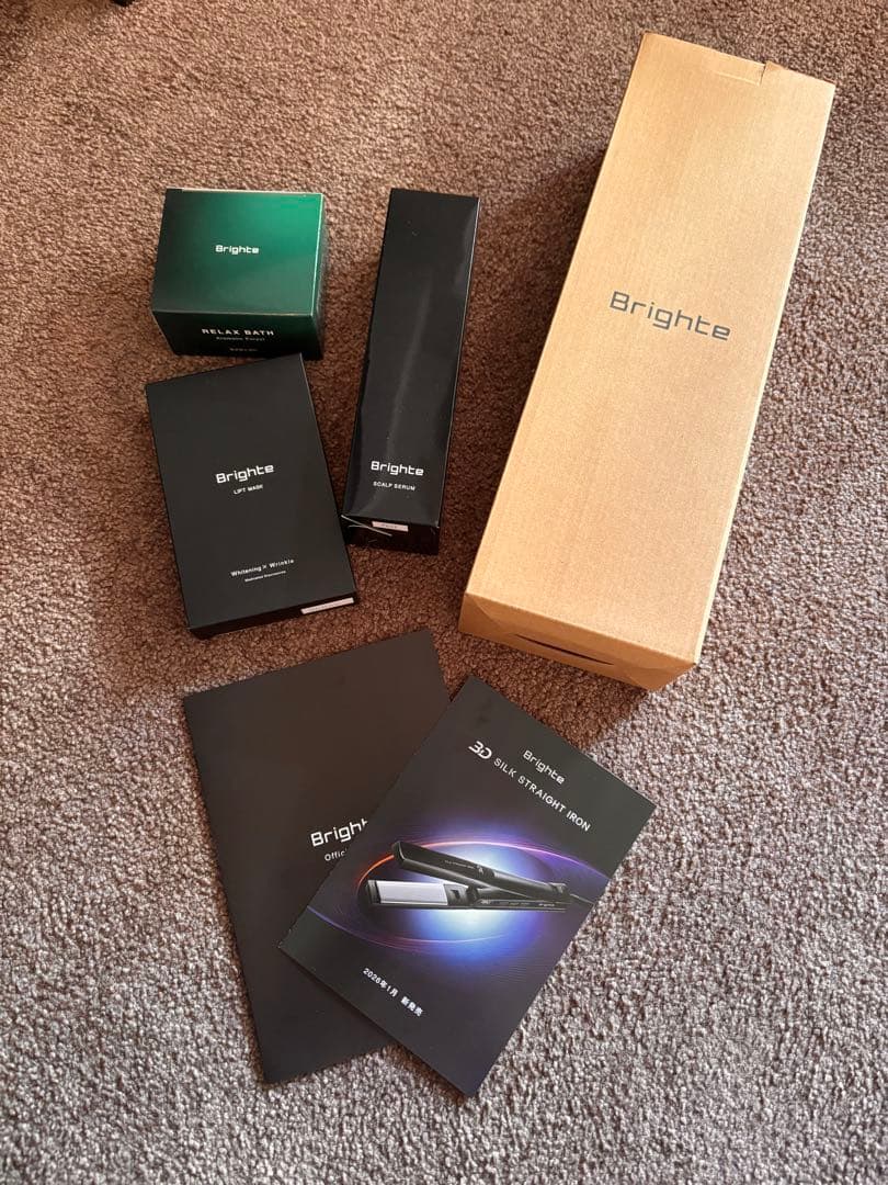 【新品未使用】ブライト 3Dシルクストレートアイロン ブラック セット Brighte(ブライト) | つまり、瞬間リフトアップ