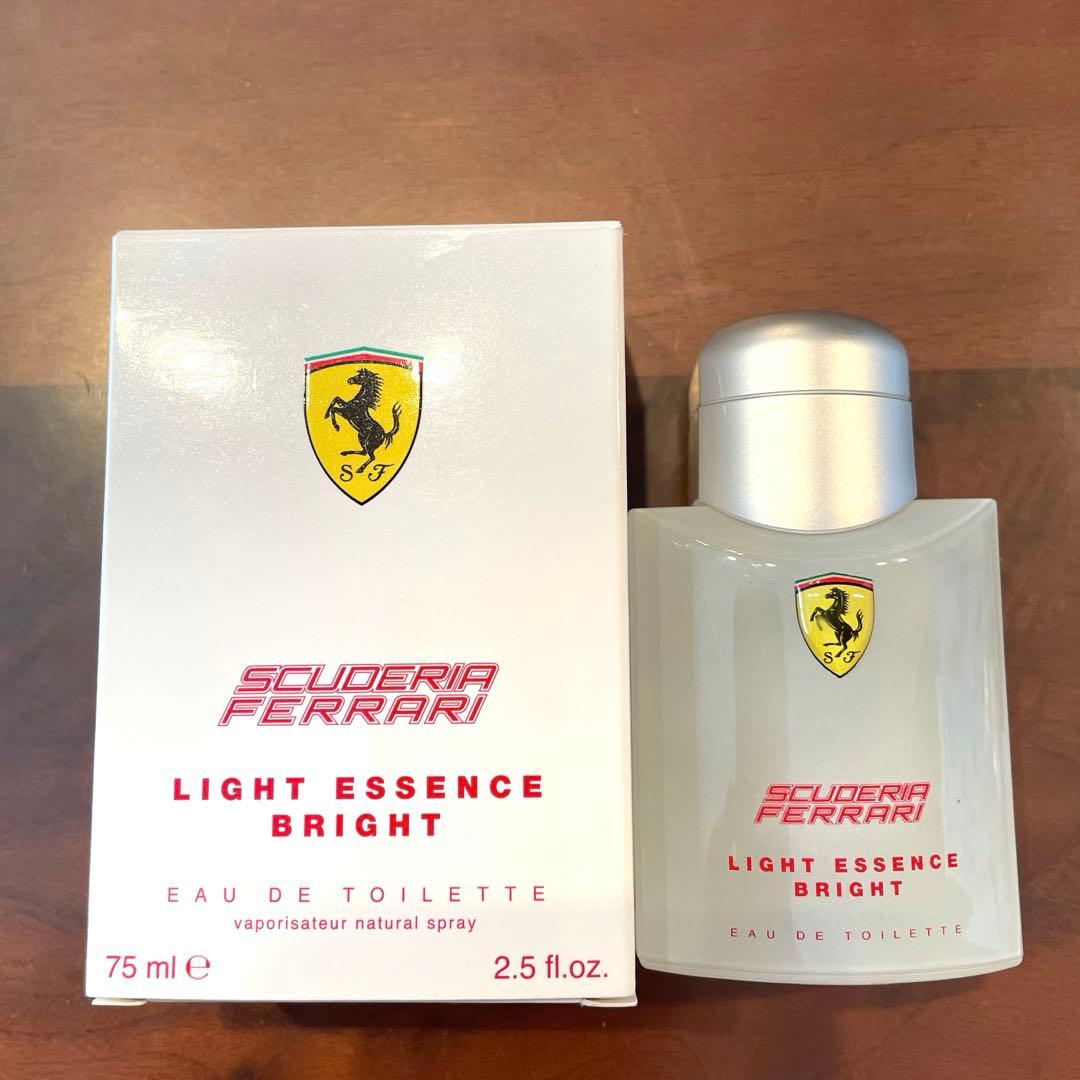フェラーリ　ライトエッセンスブライトオードトワレ　75ml 希少品】フェラーリ ライトエッセンス ブライト オードトワレ 75ml