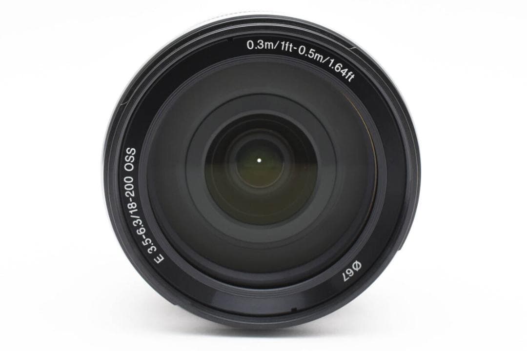 良品 SONY E 18-200mm F3.5-6.3 OSS SEL18200