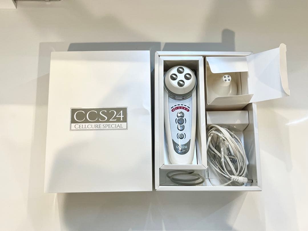 【値下げ中】CCS24 Cellcure Special 美顔器 magnet_175837368400.jpg