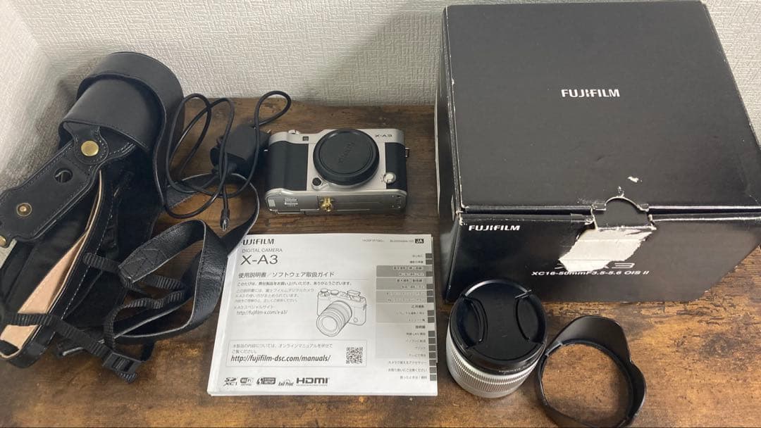 専用出品　Fujifilm X-A3 ミラーレス一眼カメラ 富士フイルム、クラシカルデザインのミラーレス一眼「FUJIFILM X-A3