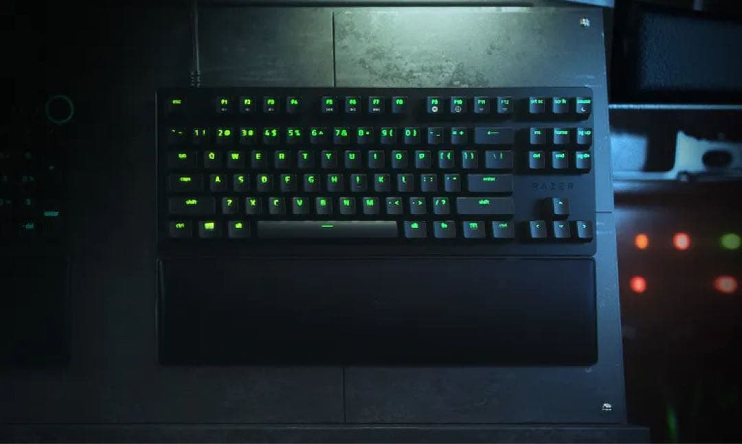 R a zer Huntsman V2 Tenkeyless US 配列 Amazon.com: Razer Huntsman V2 TKL Tenkeyless Gaming Keyboard: Fast