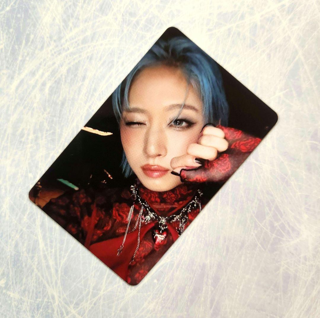 HANA ジス JISOO トレカ B アルバム 限定版 封入 - メルカリ