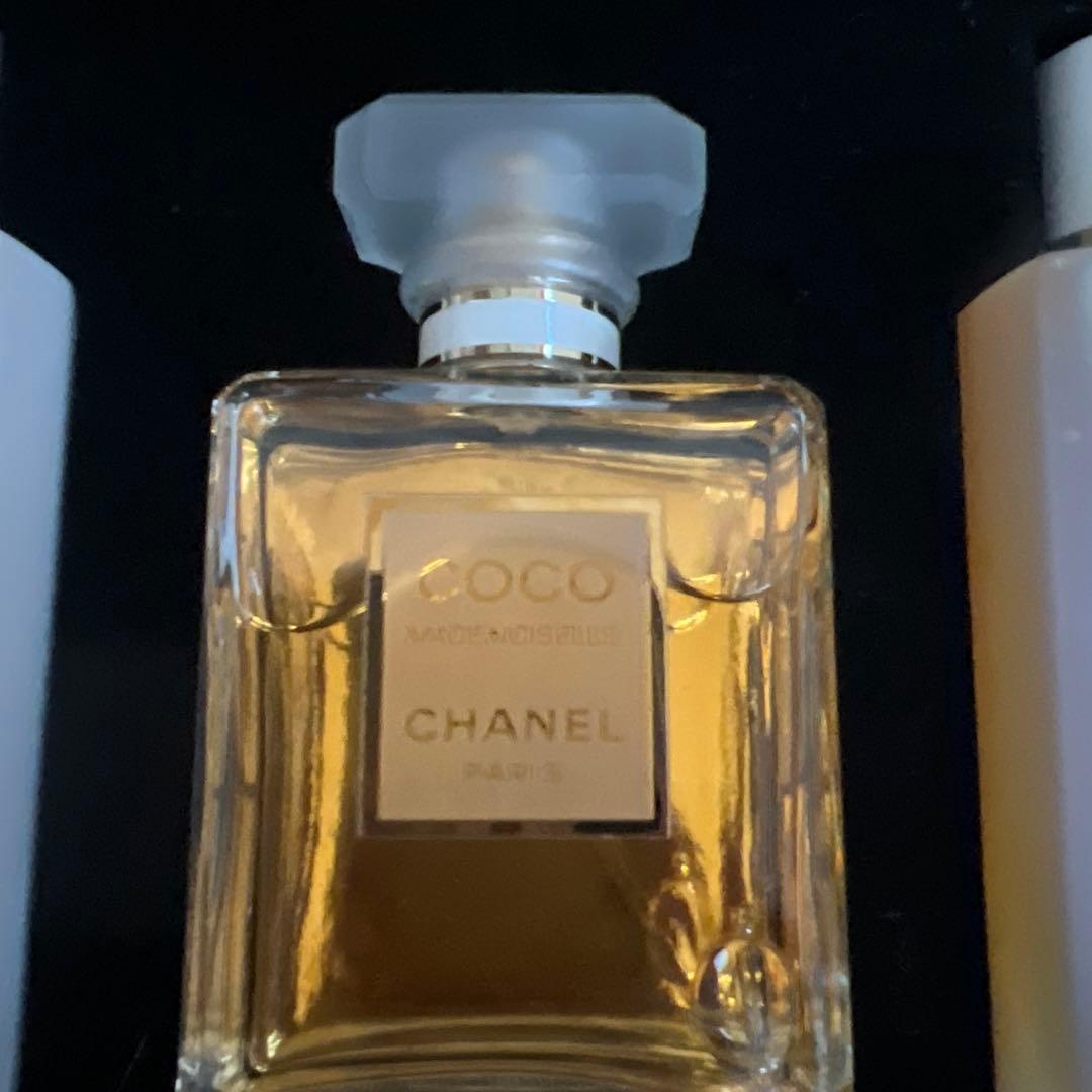 値下げ ココ マドモアゼル 香水 & ボディローション セット