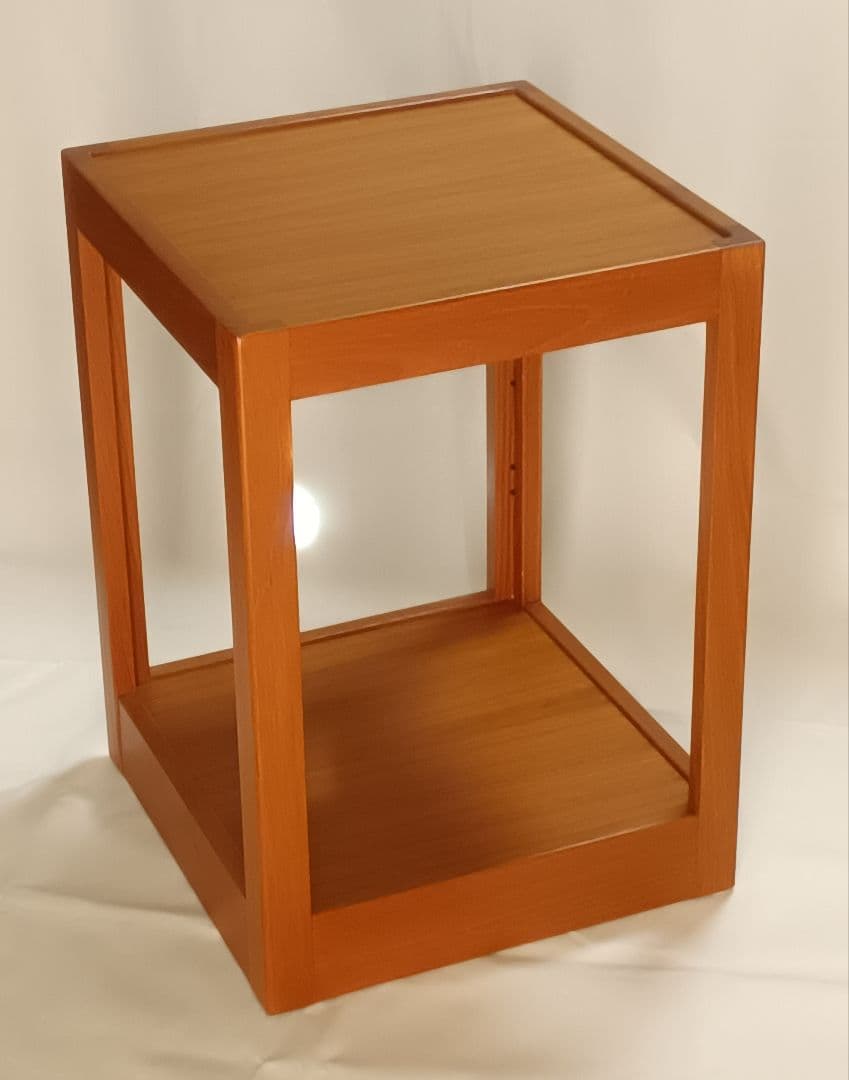 デンマーク　Artex社製チーク材　置台・サイドテーブル　北欧家具 サイドテーブル 机 台 木製 チーク無垢 ナチュラル 北欧 ETT082XP 爆買