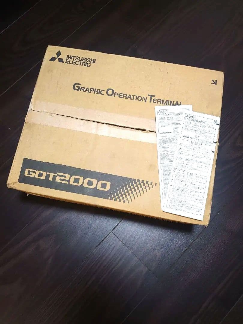 【匿名発送・送料込】三菱電機GOT2000 GT2512-STBA GT2512-STBA グラフィックオペレーションターミナル GOT2000シリーズ