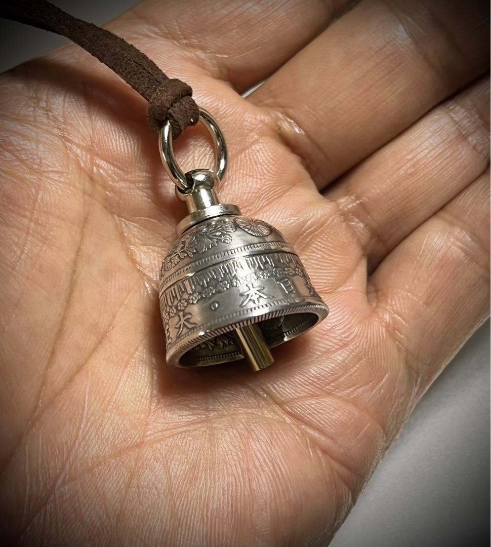 本物古銭使用】旭日50銭銀貨ガーディアンベルSV800 - メルカリ