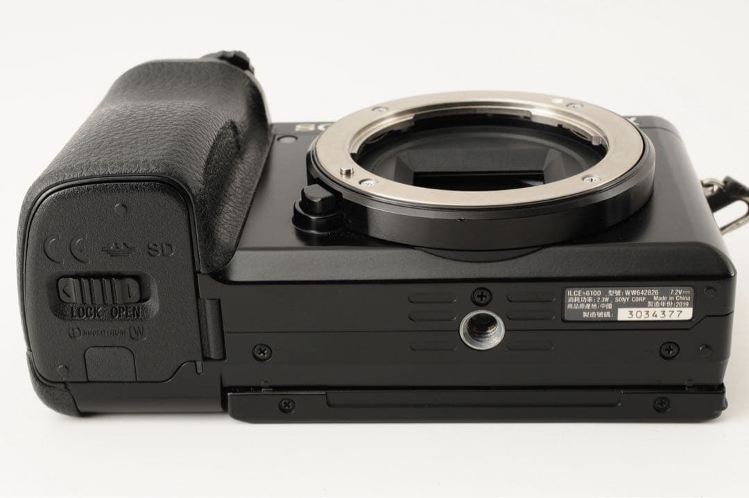 美品 ◇シャッター数:8,536回◇ SONY α6100 16-50mm