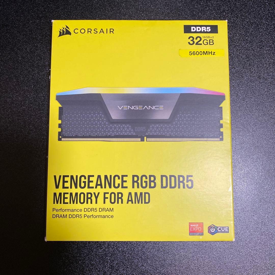 メモリー CORSAIR VENGEANCE RGB DDR5 32GB 5600MHz VENGEANCE® RGB 32GB (2x16GB) DDR5 DRAM 5600MHz C40 Memory Kit — Black