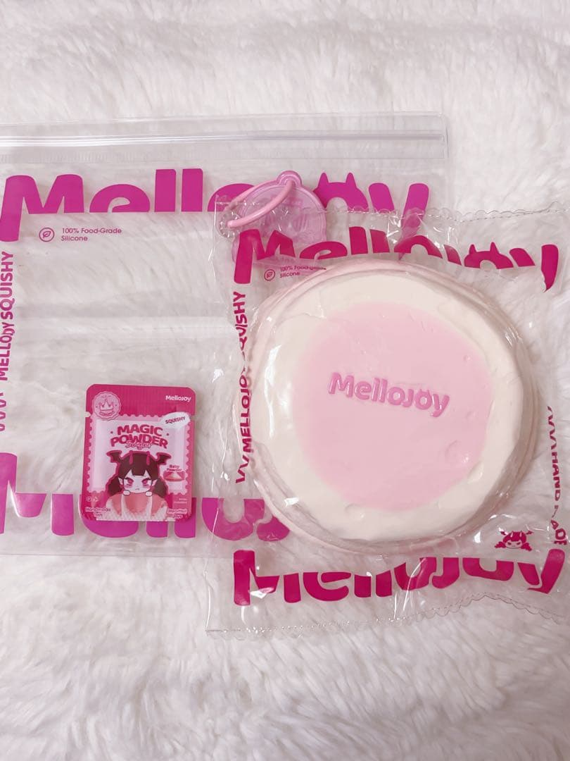 メロジョイ mellojoy スクイーズ スフレ ストロベリー - メルカリ