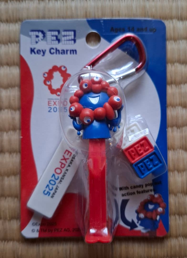 大阪関西万博 ミャクミャク カラビナ付マスコット 黒 桜 カラビナ付PEZ