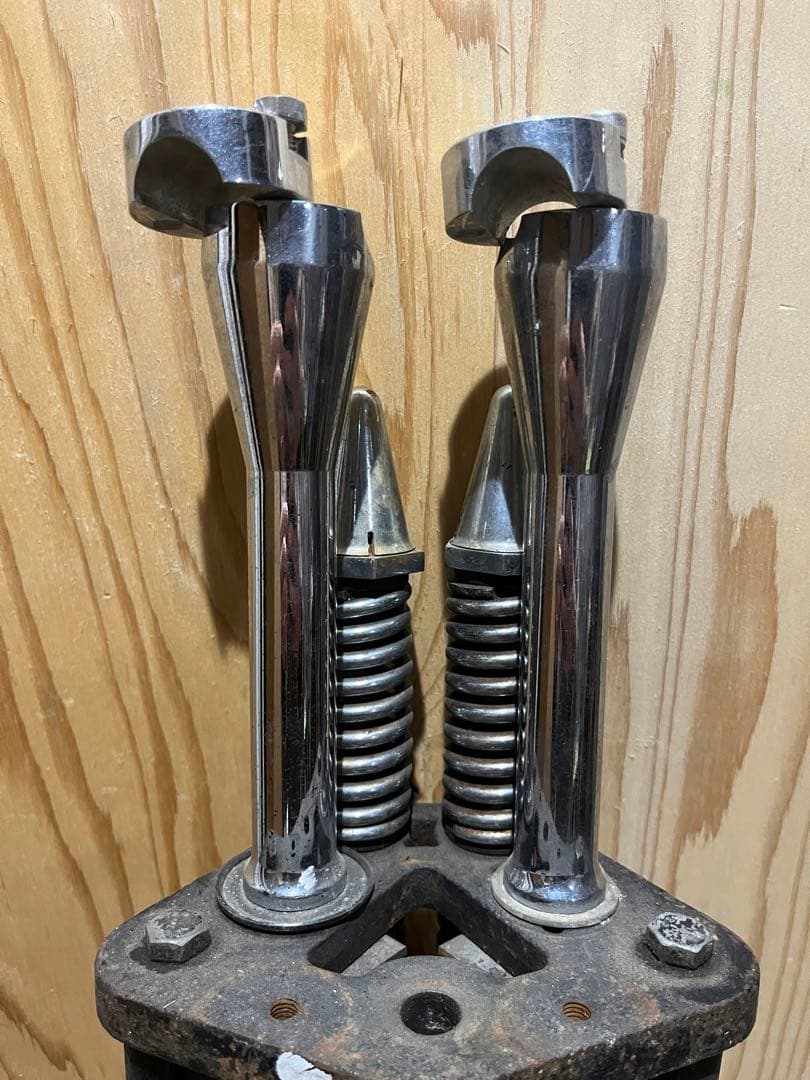 ハーレー トライアンフT110 スプリンガーフォーク 旧車 ヴィンテージ