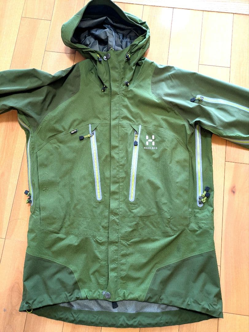 人気ホグロフス GORE-TEX上下セット Sサイズ スキー・スノーボード