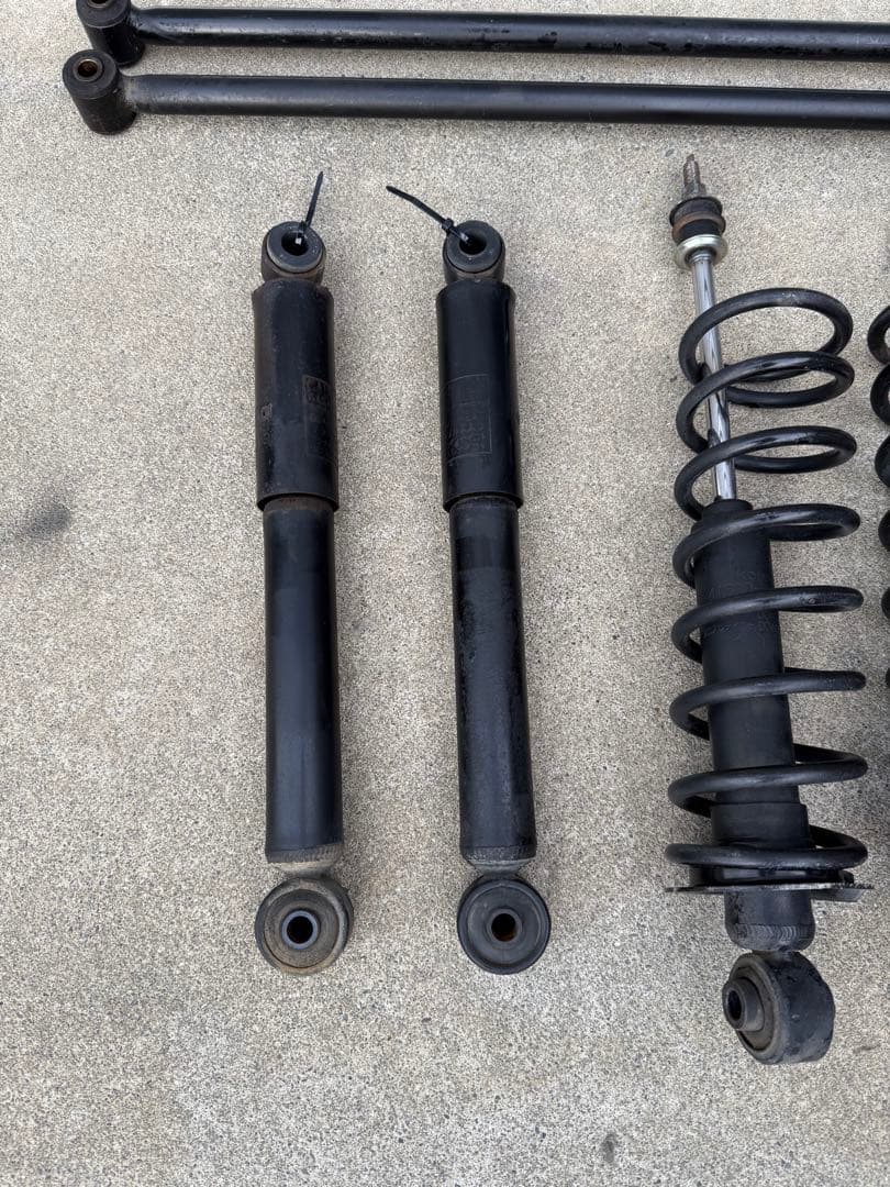 ja22 ja12 ジムニー 純正サスペンション一式 - メルカリ