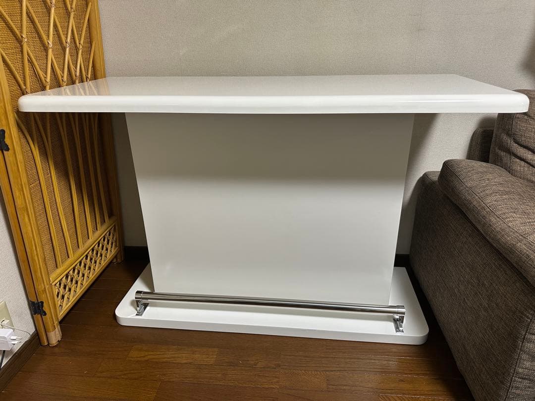 【ギリさん専用】バーカウンター カウンター席】高級感あるバーカウンターは圧巻！圧倒的な雰囲気の良さ