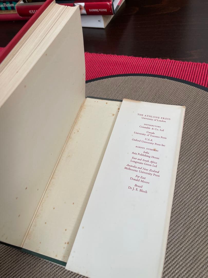 洋書 Mirror of Minds by Geoffrey Bullough