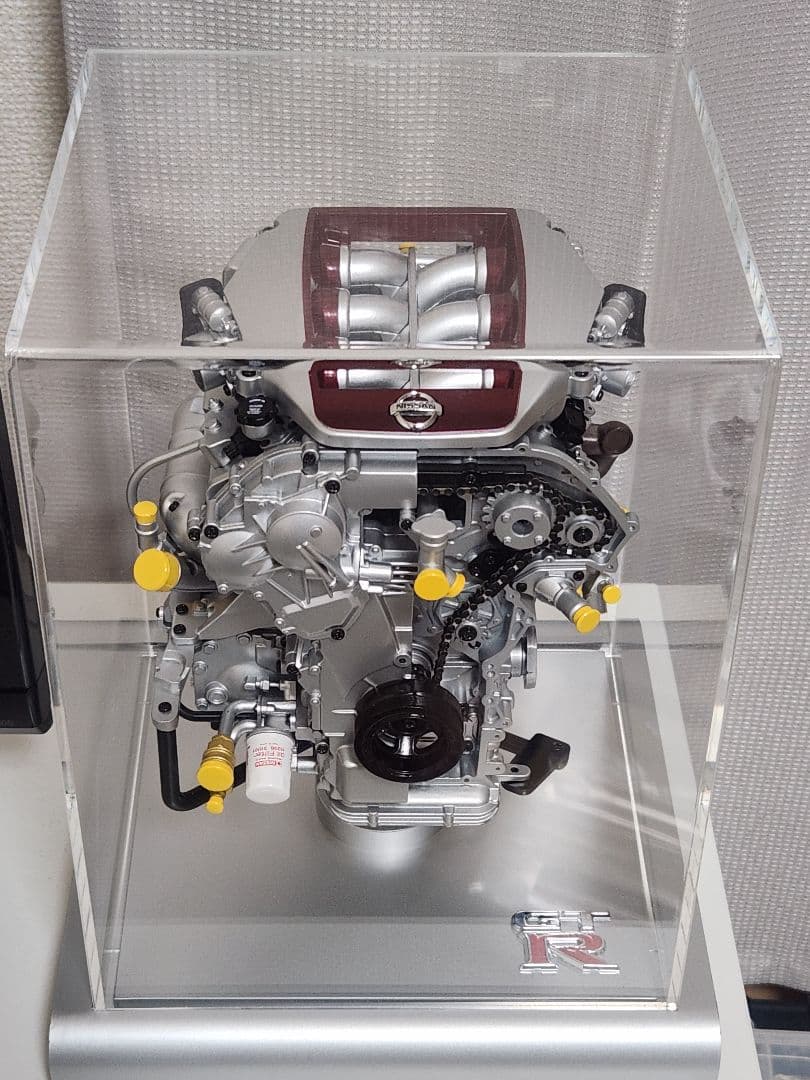 週刊日産GT-R エンジン模型完成品 1/5 R35 VR38DETT - メルカリ