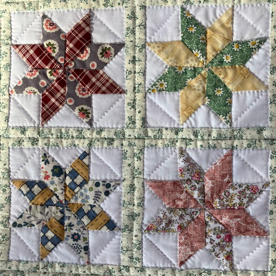 パッチワークキルト タペストリー＊レモンスター - メルカリ