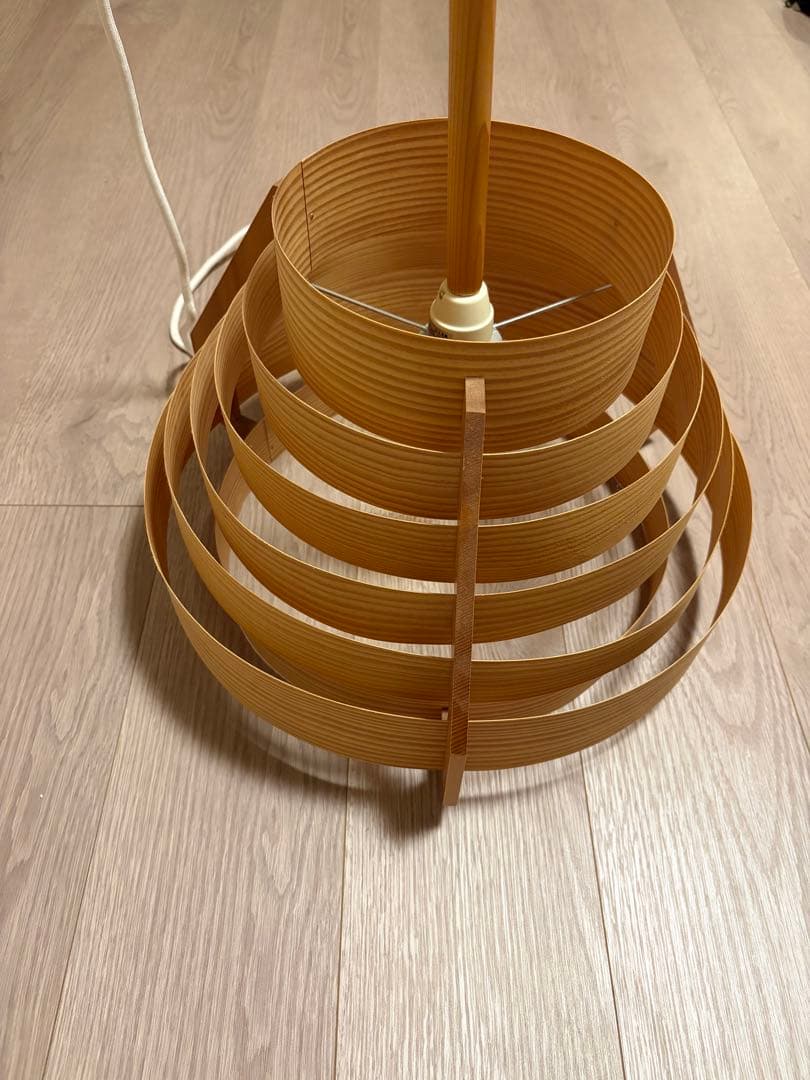 C*n様 JAKOBSSON LAMP ペンダントライト パイン Φ440mm - メルカリ