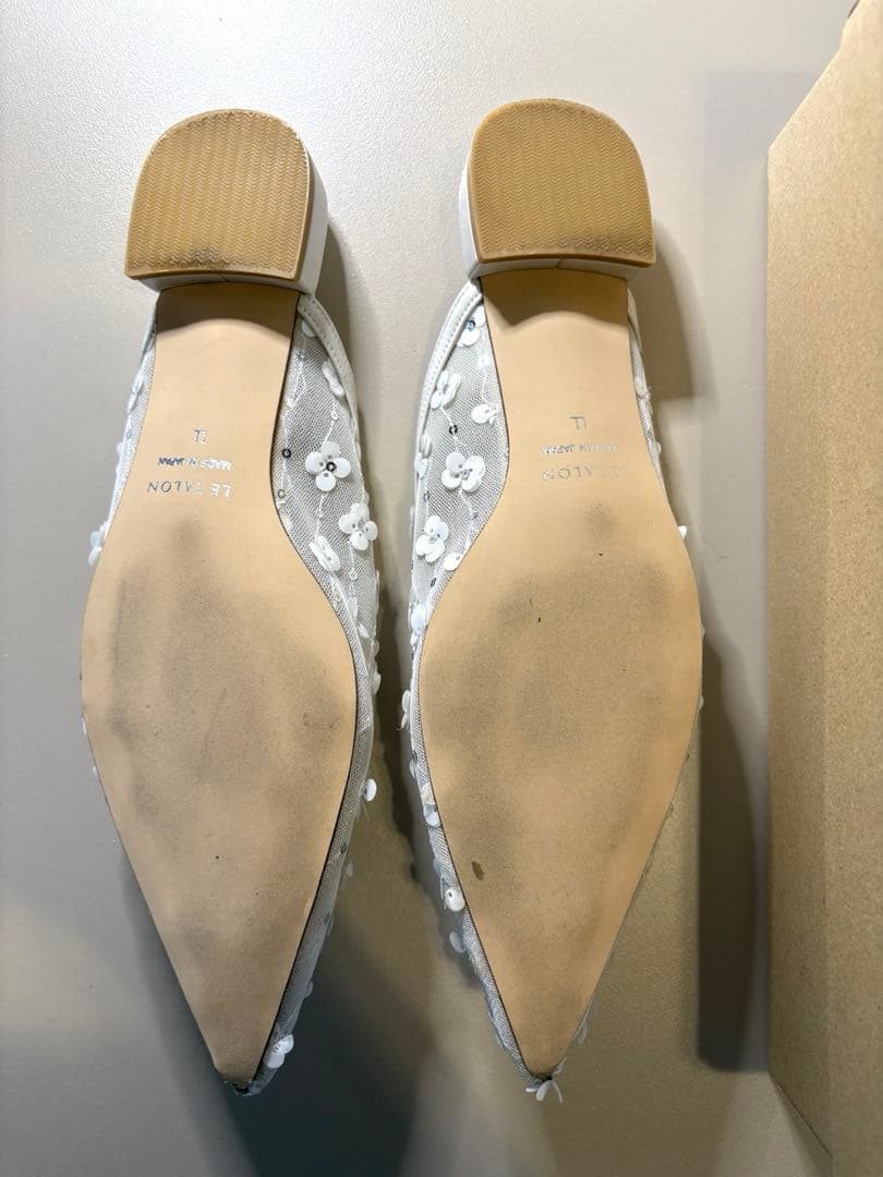 Le Talonポインテッドフラワーミュール 24.5cm