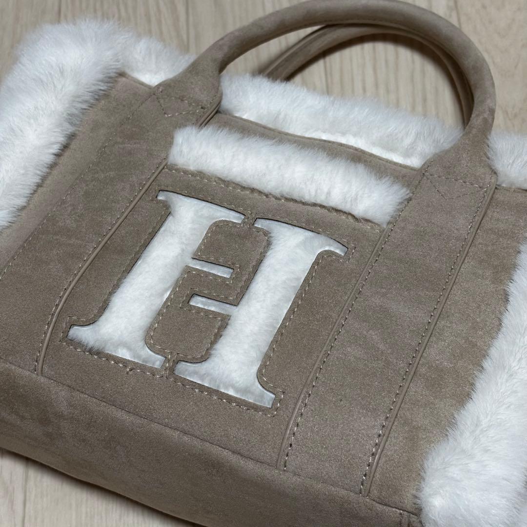 Herlipto Cozy Winter Tote Bag - メルカリ