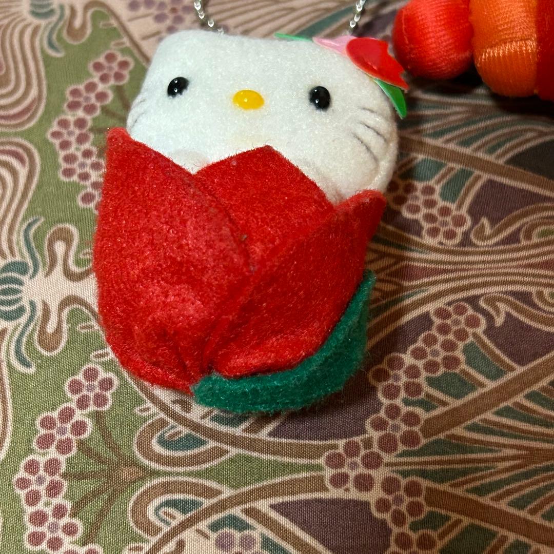 激レア】ハローキティ お花 チューリップ キーホルダー キティちゃん