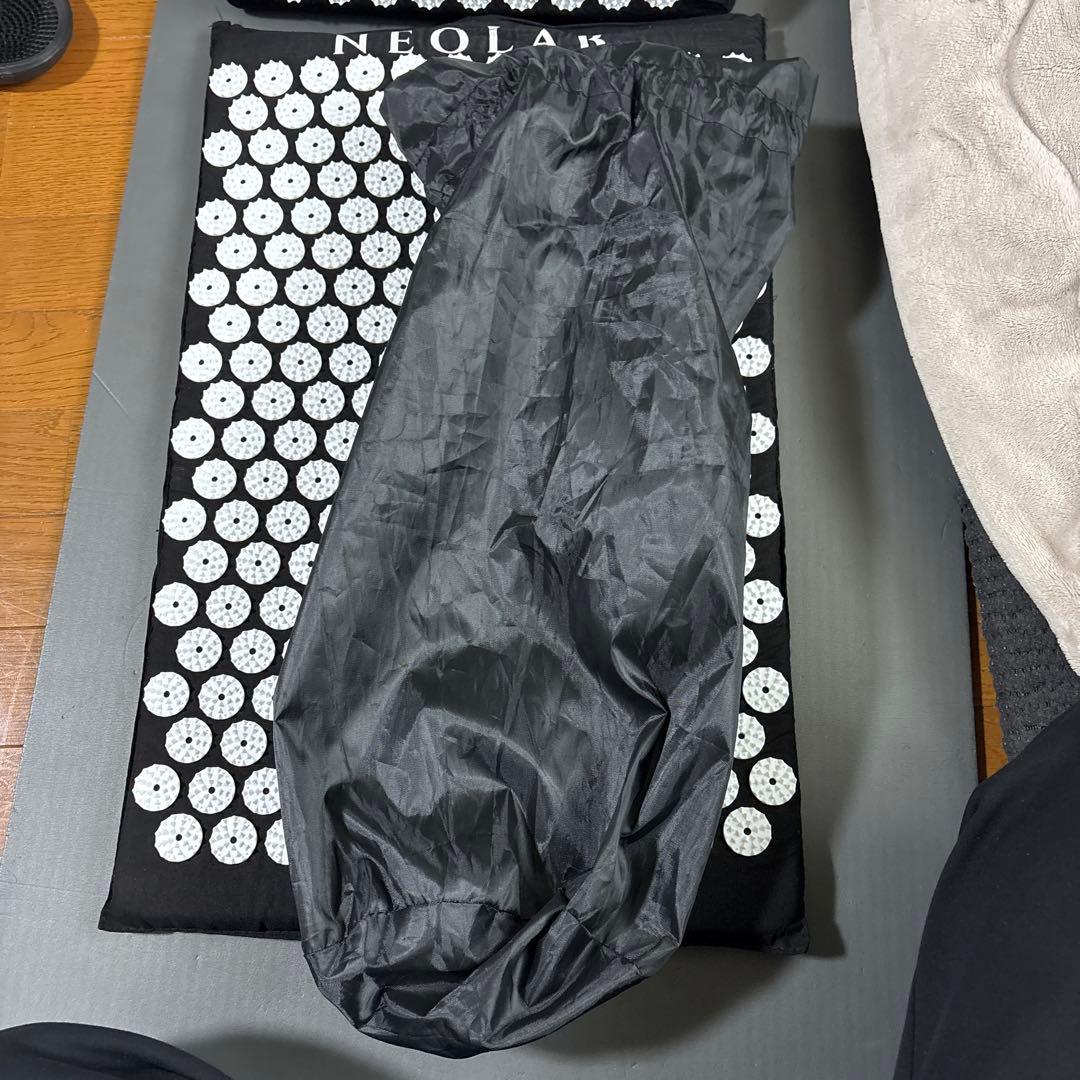 NEOLAB ニードルマット & 枕セット ／シャクティマット ヨガ - メルカリ