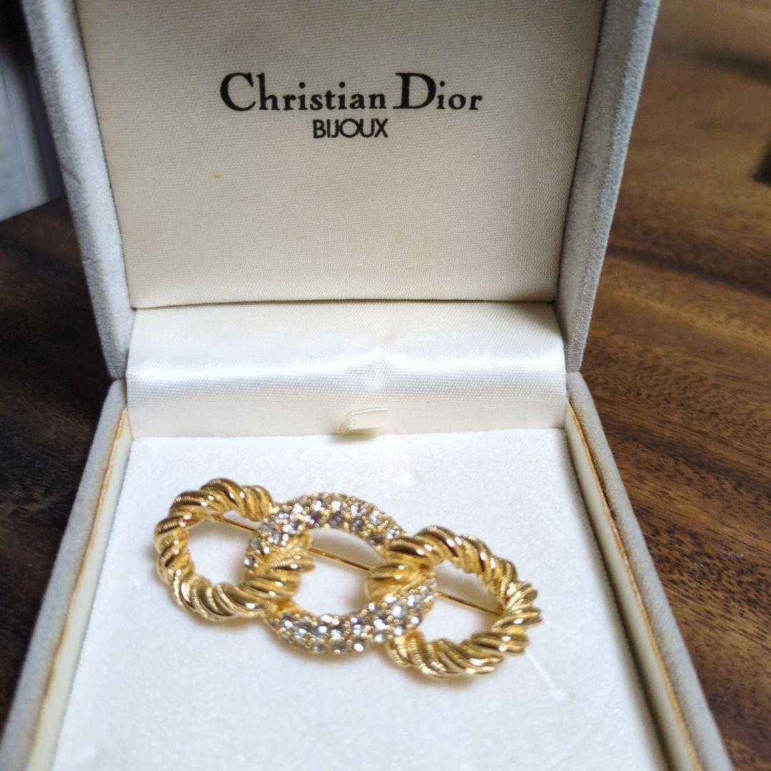 Christian Dior ツイスト　ラインストーン　ブローチ Christian Dior ツイスト ラインストーン ブローチ