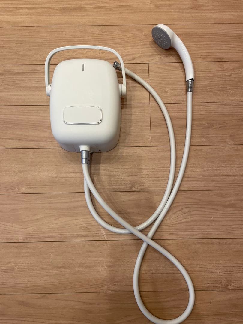 LIXIL KINUAMI U 絹浴み【結】 泡シャワー 天然シルクが全身を包み込み美しいボディへ。泡シャワー「KINUAMI（絹