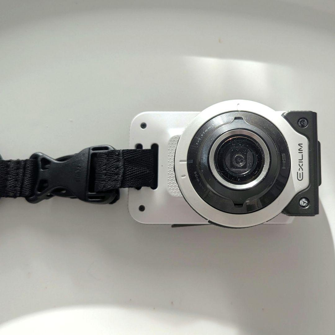 【即日発送】EX-FR100 CASIO EXILIM コンデジ 白 Amazon | CASIO デジタルカメラ EXILIM EX-FR100WE カメラ部/モニター