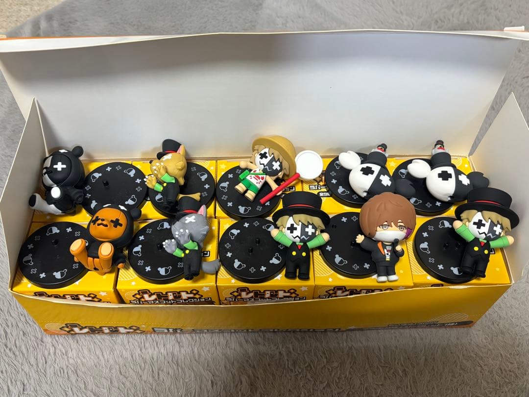 レトルト ラバーマスコットコレクション10個セット - メルカリ