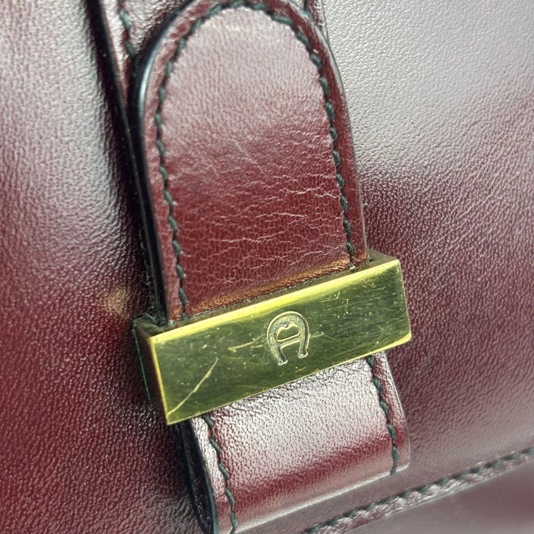 ✨極美品✨ AIGNER 本革 ショルダーバッグ バーガンディ - メルカリ