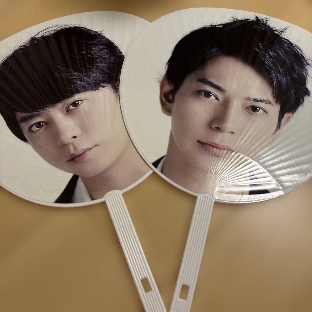 嵐 UNTITLED 櫻井翔 松本潤 うちわセット - メルカリ
