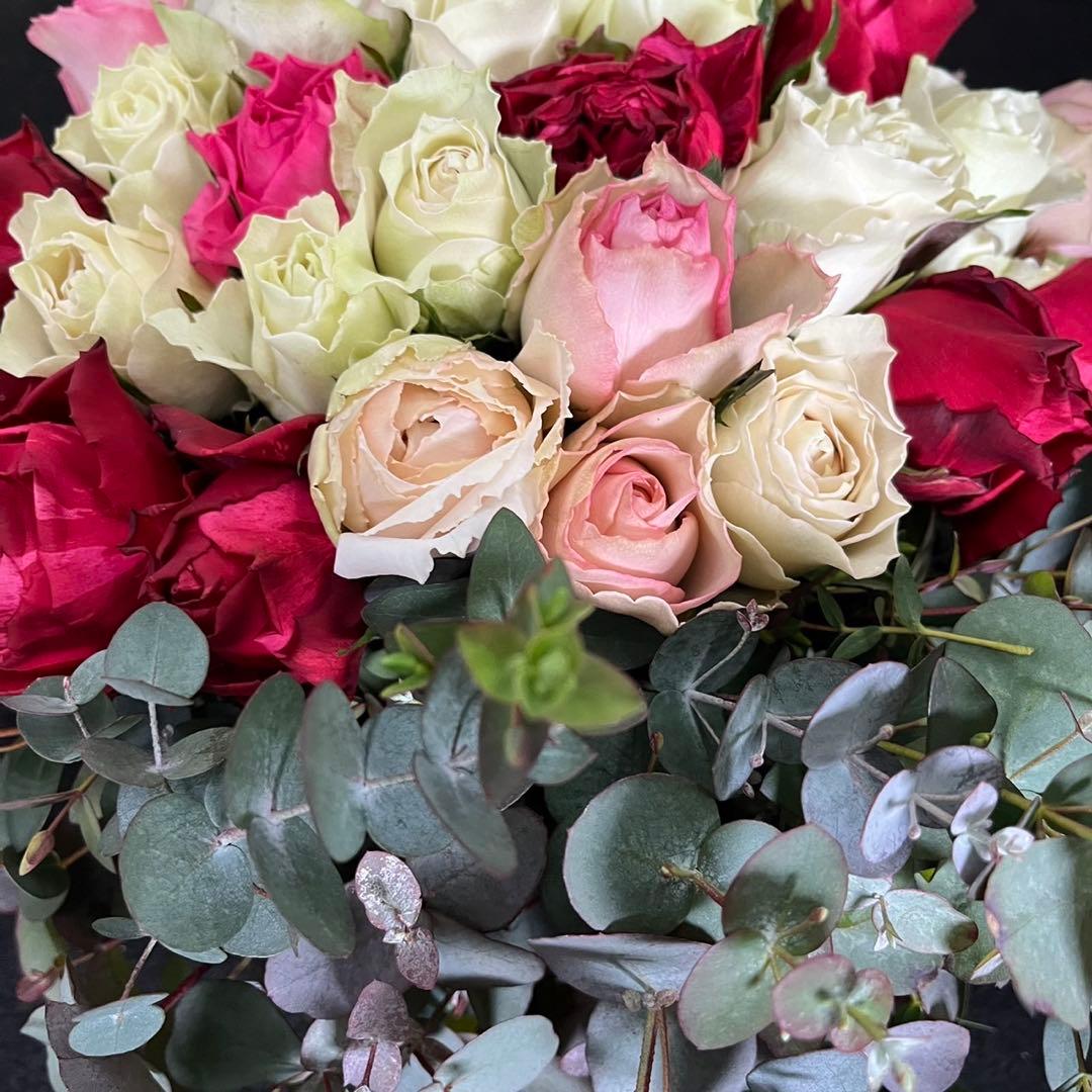 Pablok様専用 薔薇75本 ユーカリ追加10本 ラッピング＆メッセージ