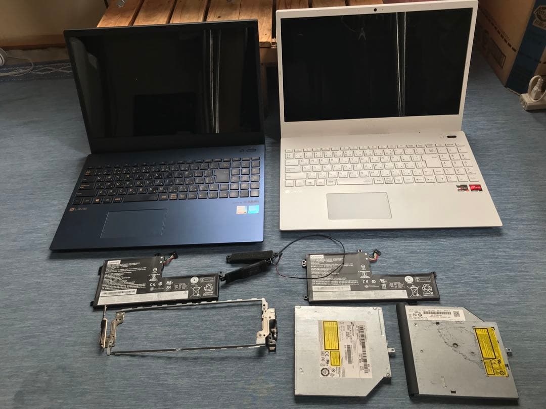 NEC LAVIE N1565とN1576の残骸　完全ジャンク　部品取り NEC LAVIE【PC-LS150CS1KW】の分解方法（Disassembly method） - YouTube