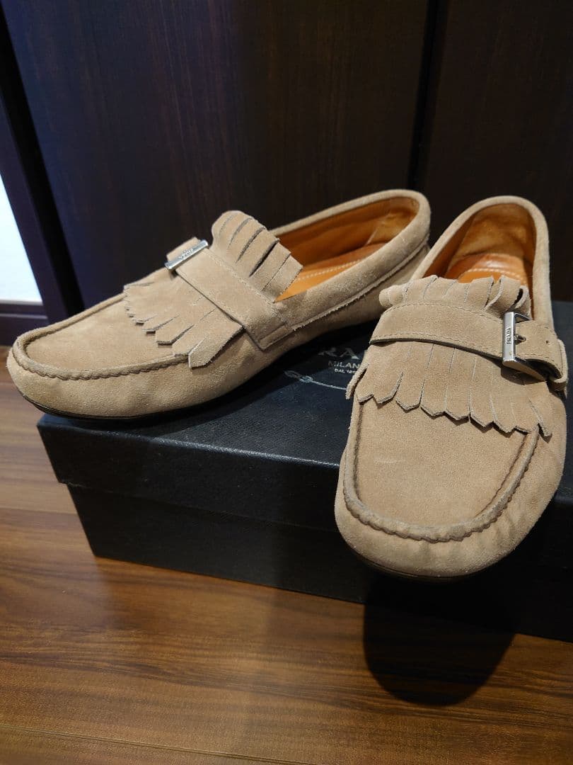 PRADA　ローファー　スエード　美品 ダークブラウン スエード ローファー | PRADA