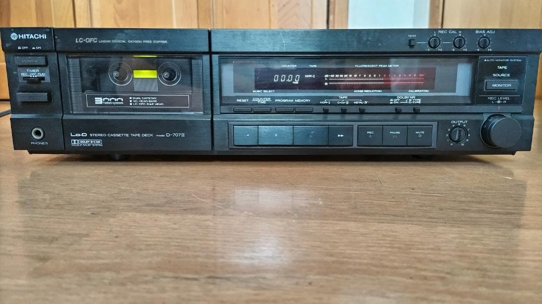ジャンク品 扱い】【送料込み】日立 Lo-Dカセットデッキ D-707Ⅱ