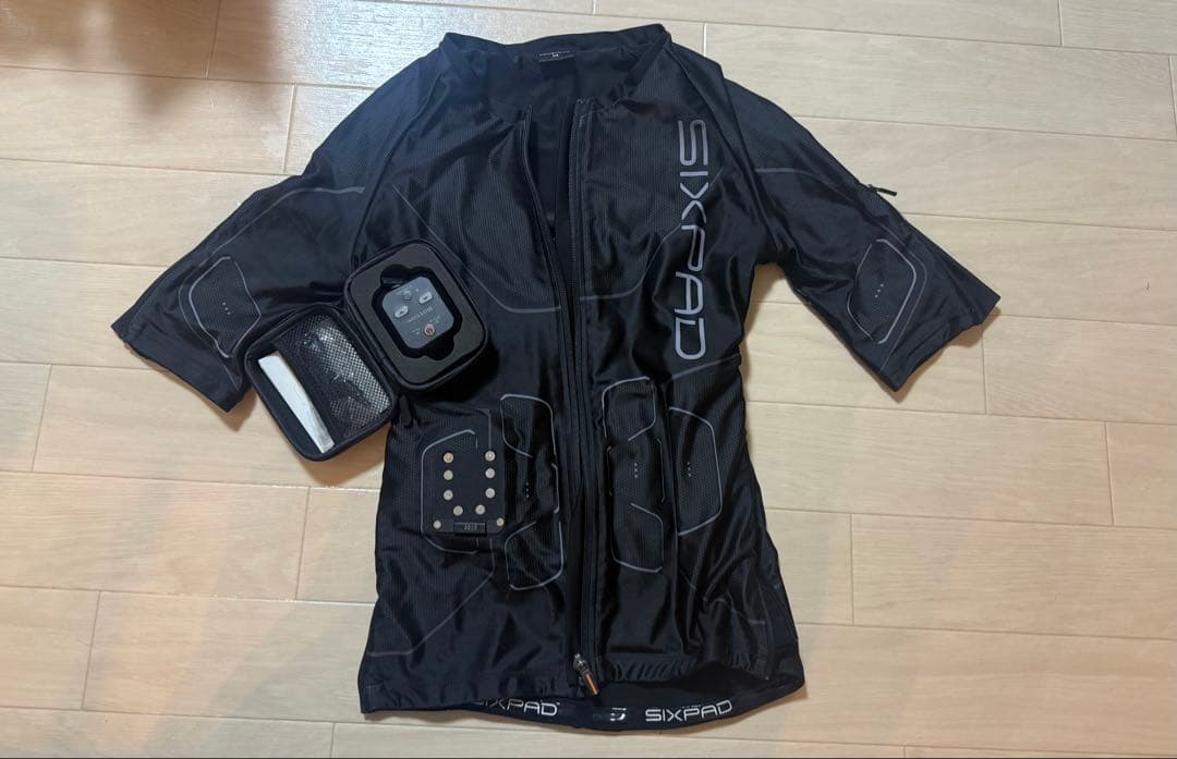 SIXPAD EMSトレーニングウェア Mサイズ ブラック - メルカリ