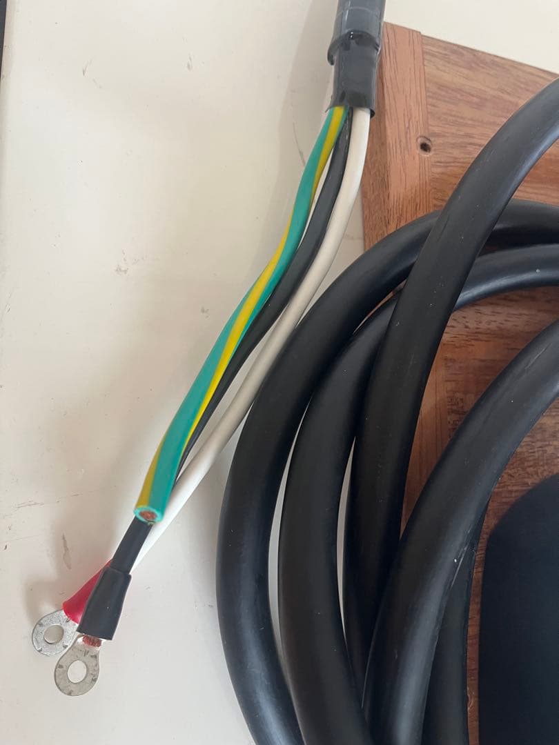 司*馬様 e-toron charging kit pulus 8kw充電器 - メルカリ