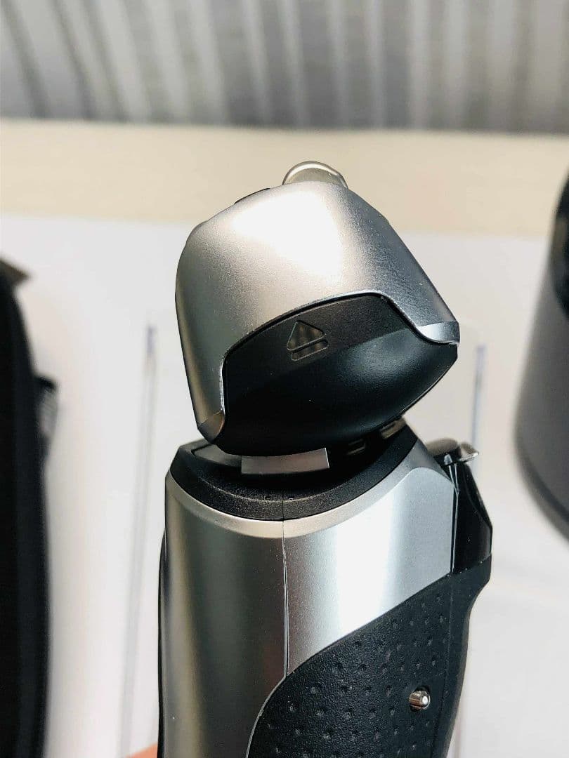 未使用に近い】Braun S8 8567cc−Vシェーバー ブラウンシリーズ - メルカリ