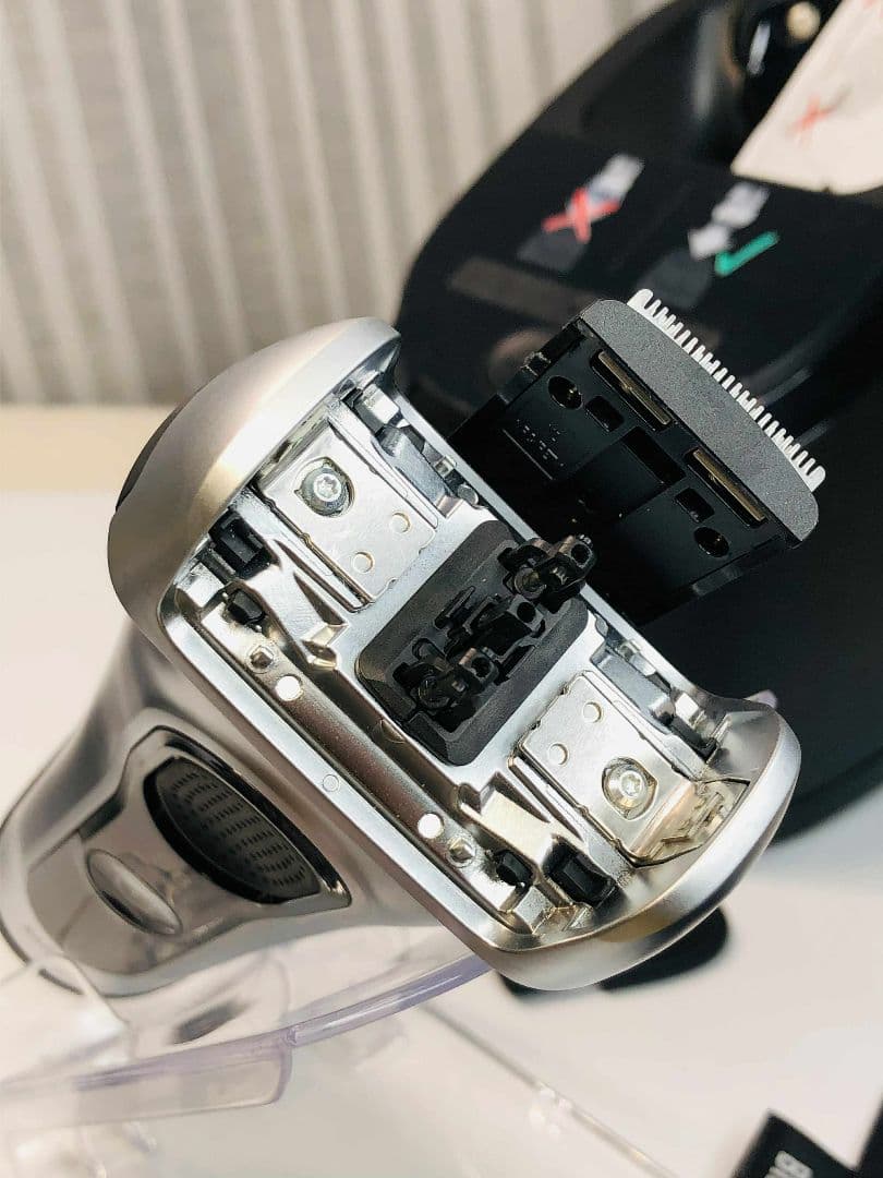 未使用に近い】Braun S8 8567cc−Vシェーバー ブラウンシリーズ - メルカリ