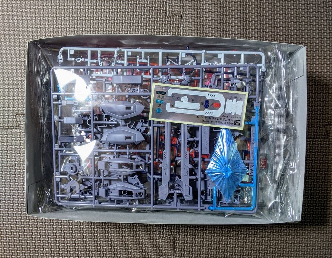 HG 1/144 レジェンドガンダム＋グスタフカール00型 2点セット - メルカリ