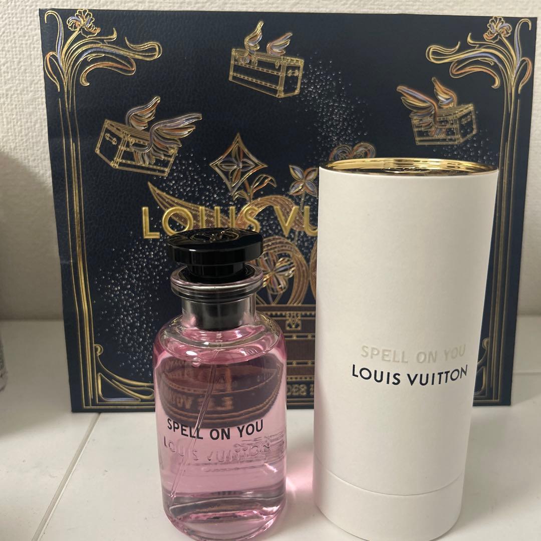 ルイヴィトンLOUIS VUITTON SPELL ON YOU - メルカリ