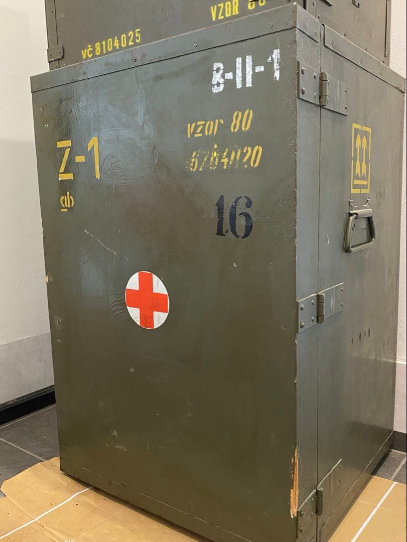 （粗大ゴミ予定のため最終値下げ）ミリタリーボックスVz.80（1980年代） 楽天市場】【53L スチール製 ダストボックス 】/ ゴミ箱 DUST BOX