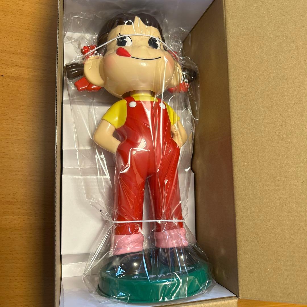 新品】首振りペコちゃん人形 非売品 約30cm 不二家 - メルカリ