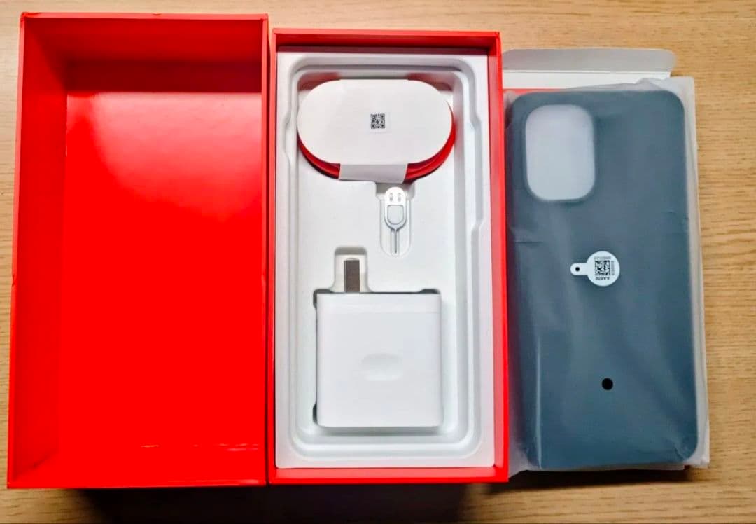 ☆美品・グローバル☆】ONEPLUS ACE 6T 12/256 パープル - メルカリ