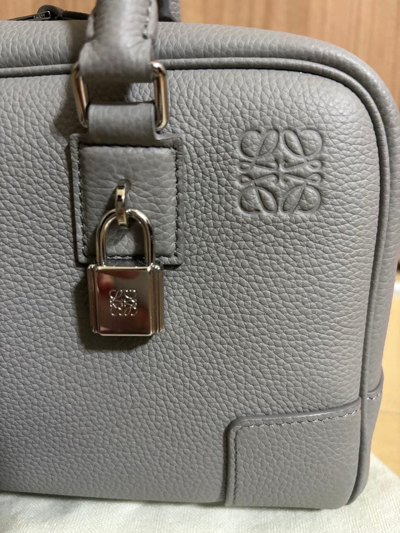 お値下げ中】LOEWE アマソナ23 パールグレー ソフトグレインカーフ