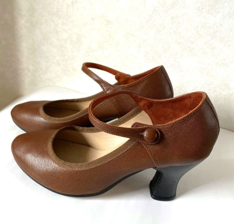 repetto】レペット ラウンドトゥパンプス ブラウン ヒール 靴 - メルカリ
