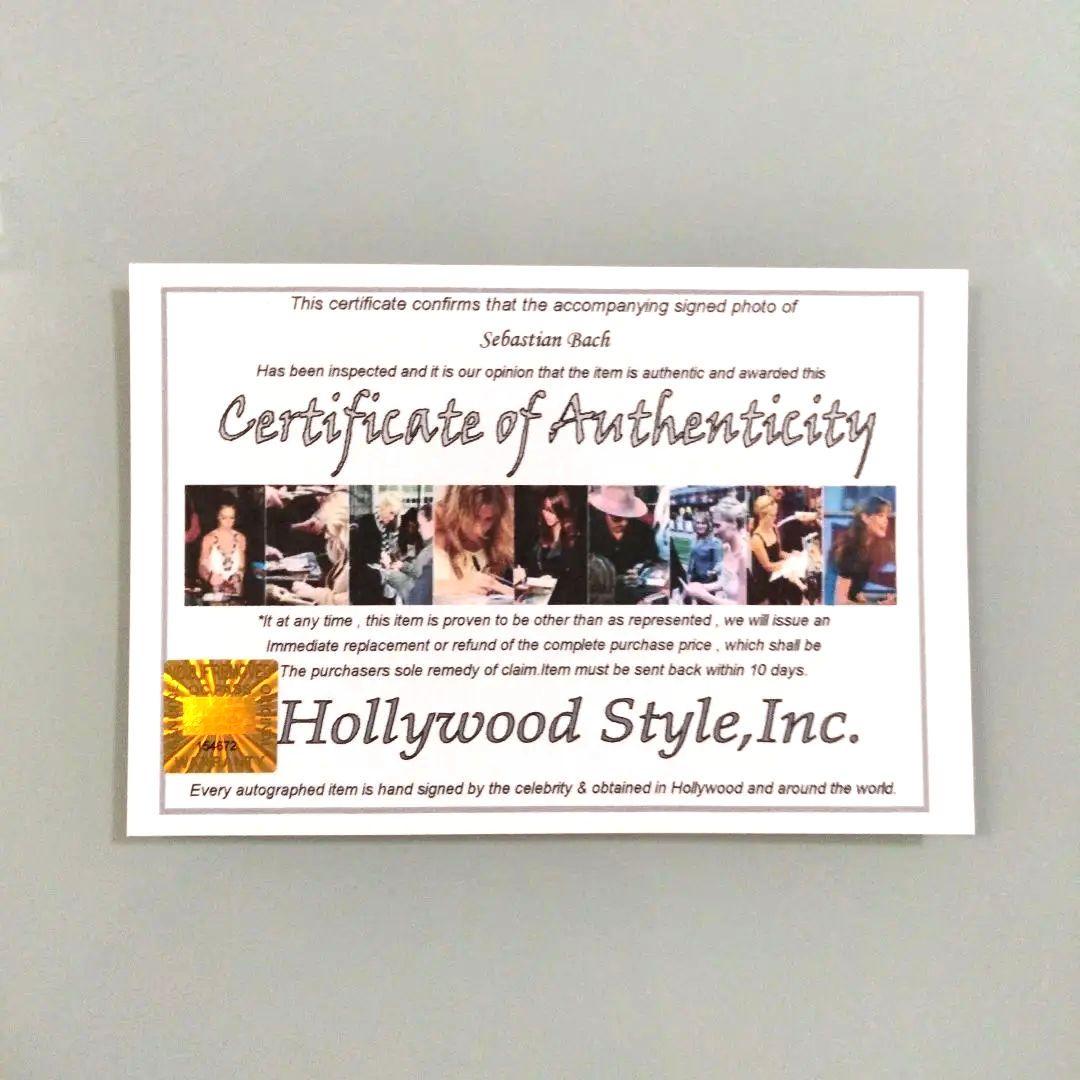 セバスチャン・バック直筆サイン入り2Lサイズ写真… - メルカリ