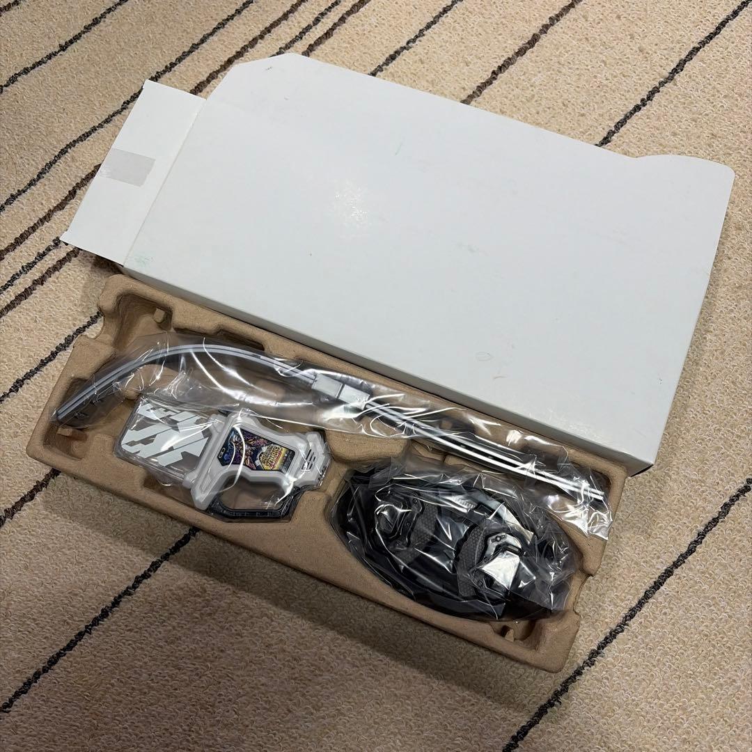 デンジャラスゾンビ　店頭モック品　完全未使用　激レア 電気毛布(掛け敷き)リサ・ラーソン188x120cmKDK-L504 | コイズミ